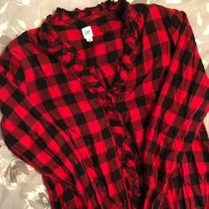 GAP plaid flannel ruffled button down